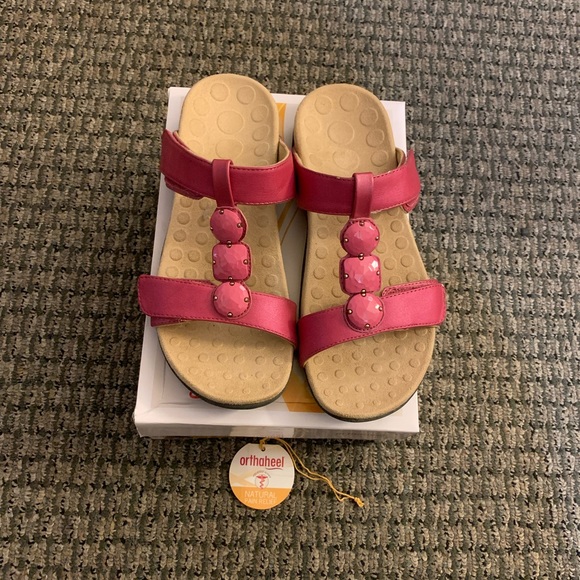 orthaheel Shoes - ORTHAHEEL ALBANY T STRAP SLIDE SANDALS RASPBERRY